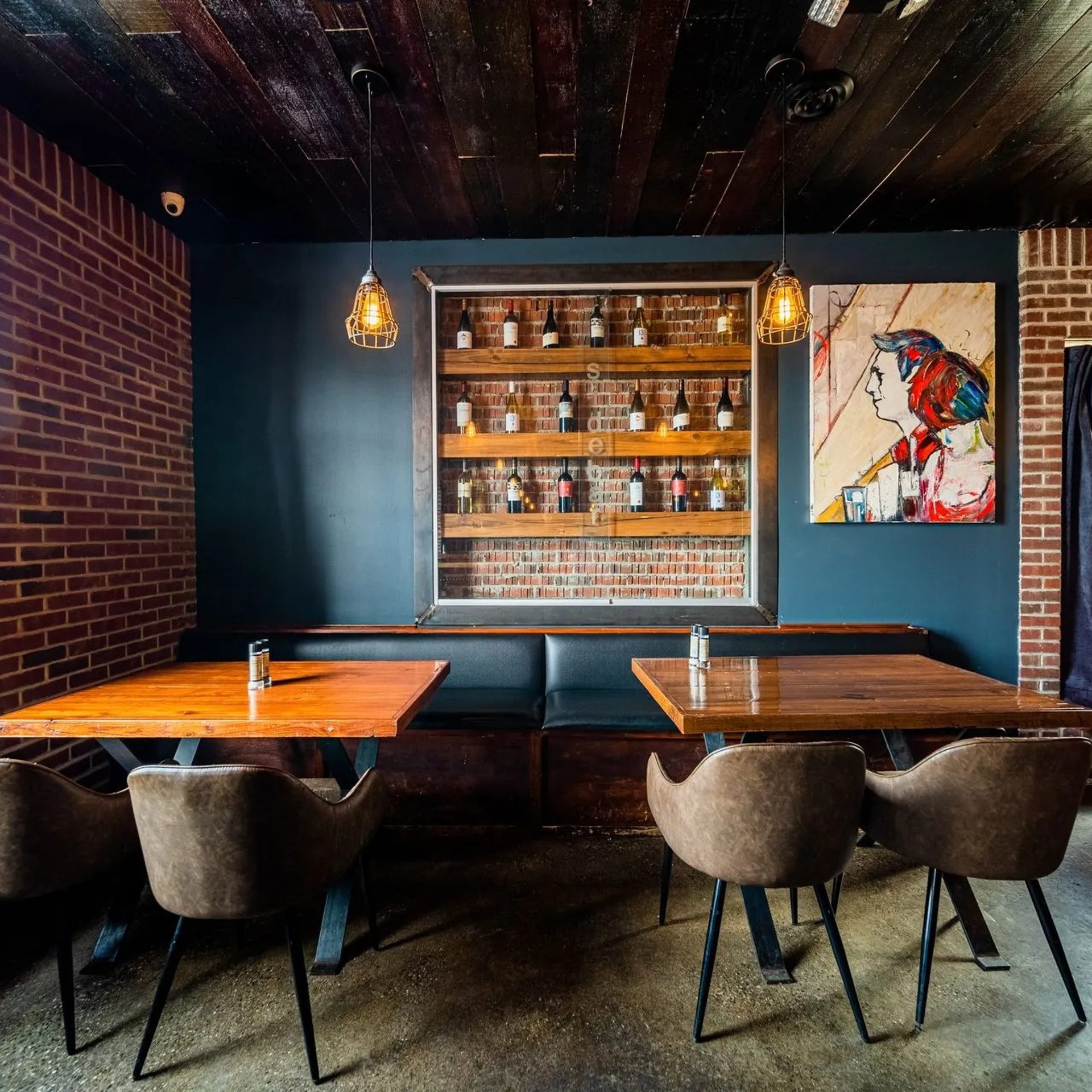 Quality food. Thoughtful drinks. A place to unwind.
